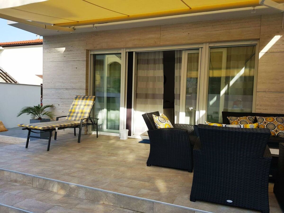 Villa Ema à Privlaka : piscine chauffée, sauna et gym - Photo 22