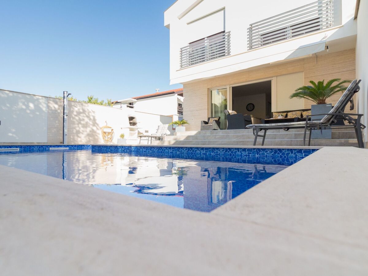 Villa Ema à Privlaka : piscine chauffée, sauna et gym - Photo 29