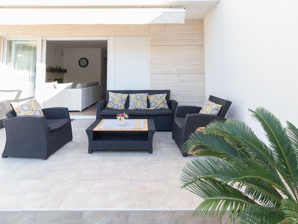 Villa Ema à Privlaka : piscine chauffée, sauna et gym - Photo 35