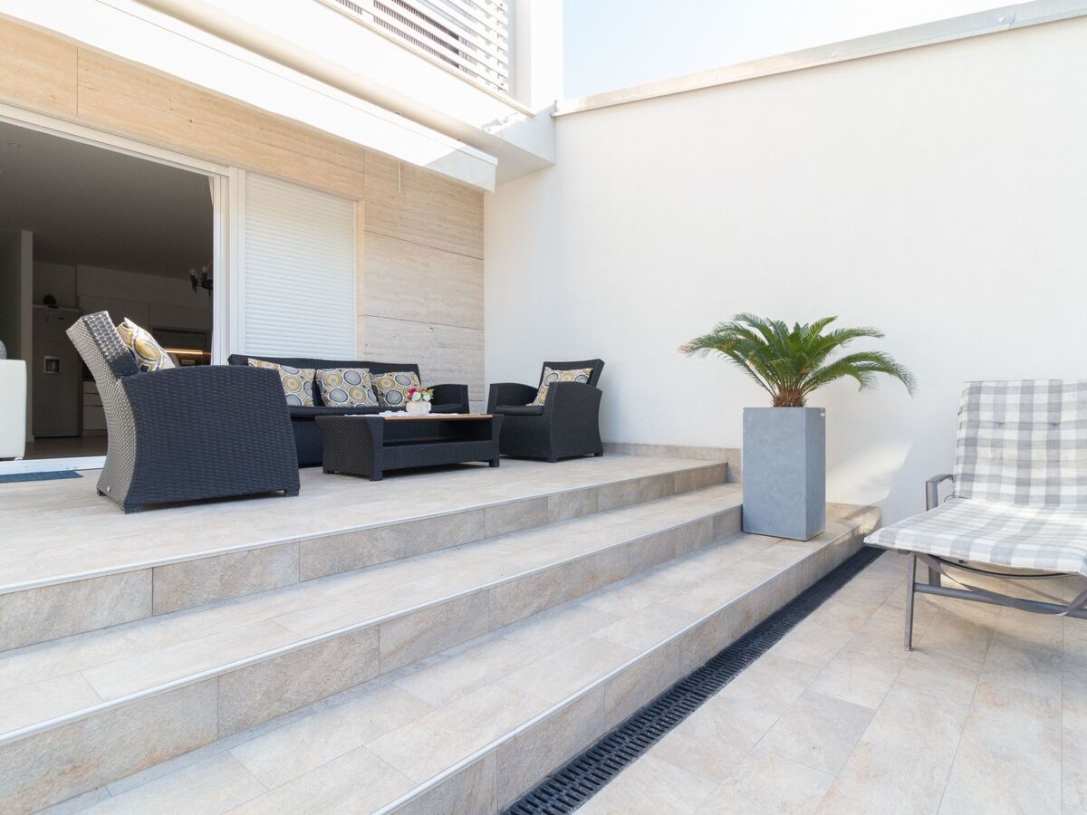 Villa Ema à Privlaka : piscine chauffée, sauna et gym - Photo 37