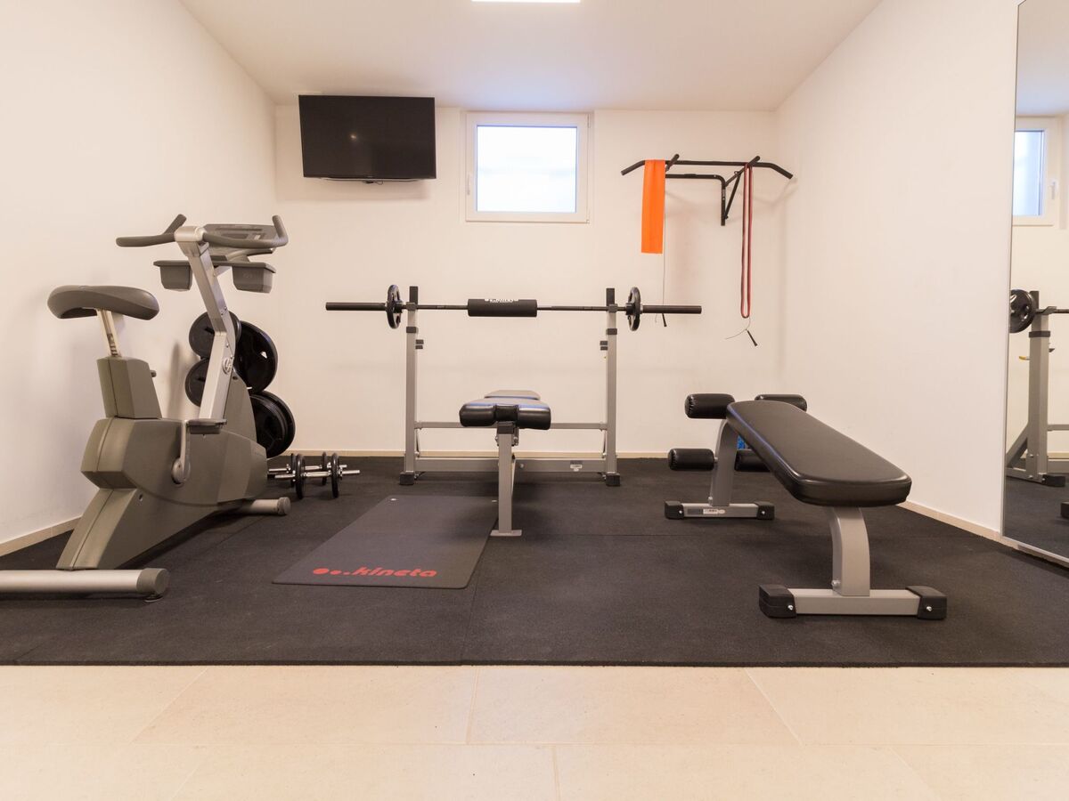 Villa Ema à Privlaka : piscine chauffée, sauna et gym - Photo 40