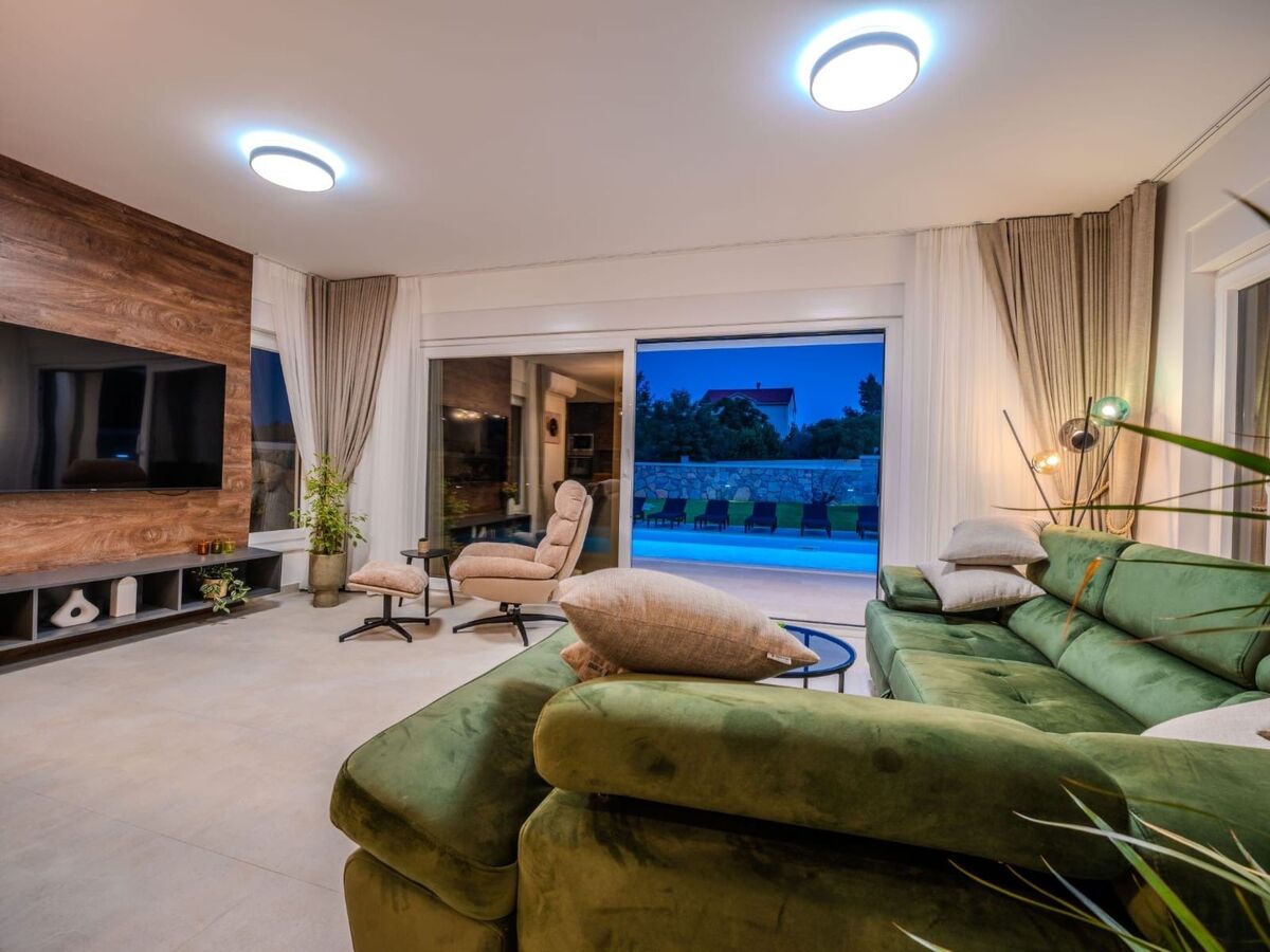 Villa neuve 4 chambres avec piscine privée à Privlaka - Photo 5