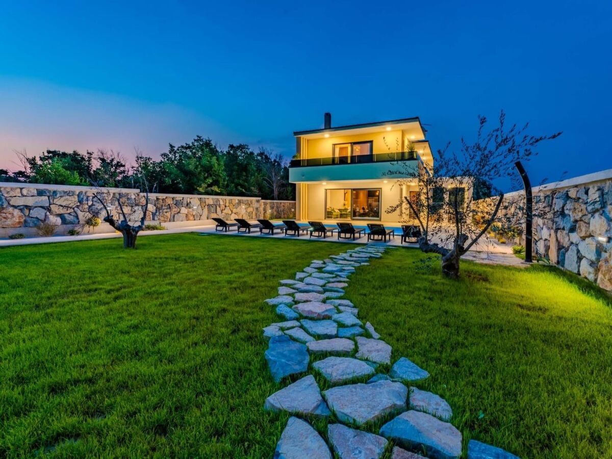 Villa neuve 4 chambres avec piscine privée à Privlaka - Photo 6