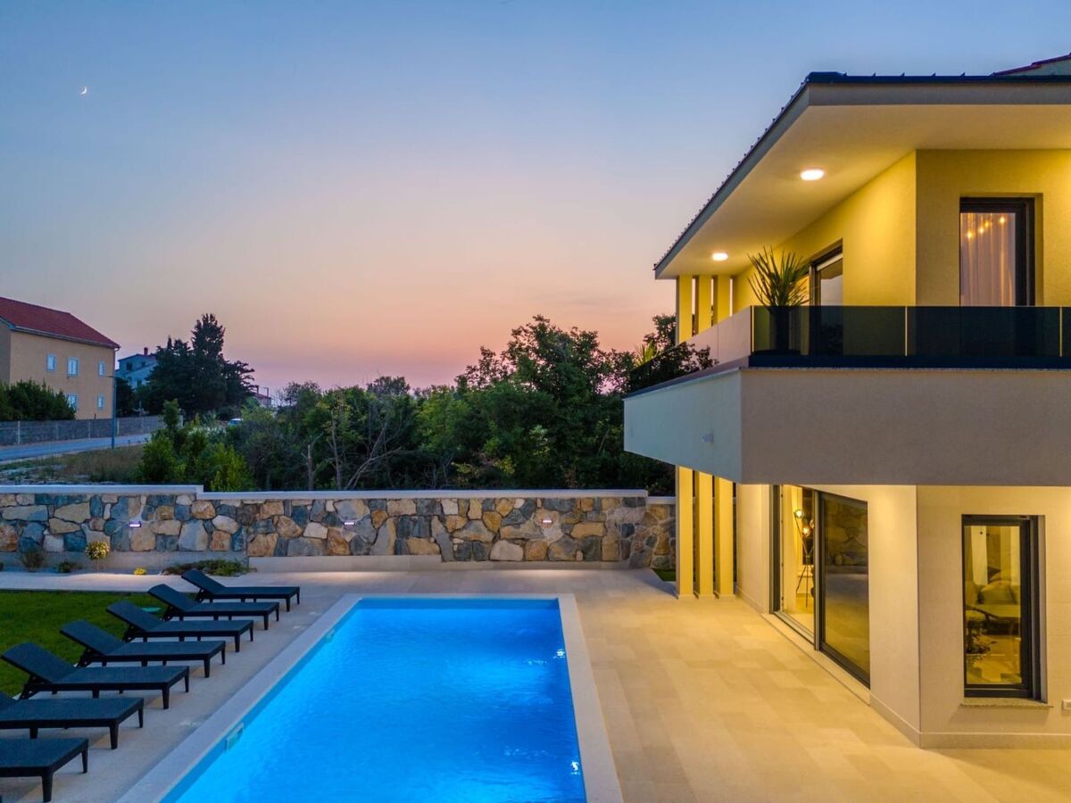 Villa neuve 4 chambres avec piscine privée à Privlaka - Photo 7