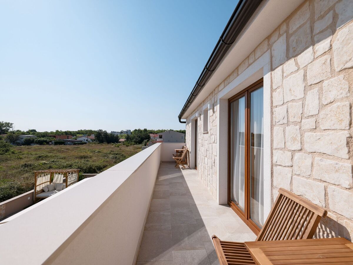 Villa neuve avec piscine chauffée à 150 m de la plage - Photo 26