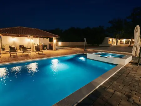 Villa Planura : maison 10 pers., piscine chauffée et fitness : photo 46