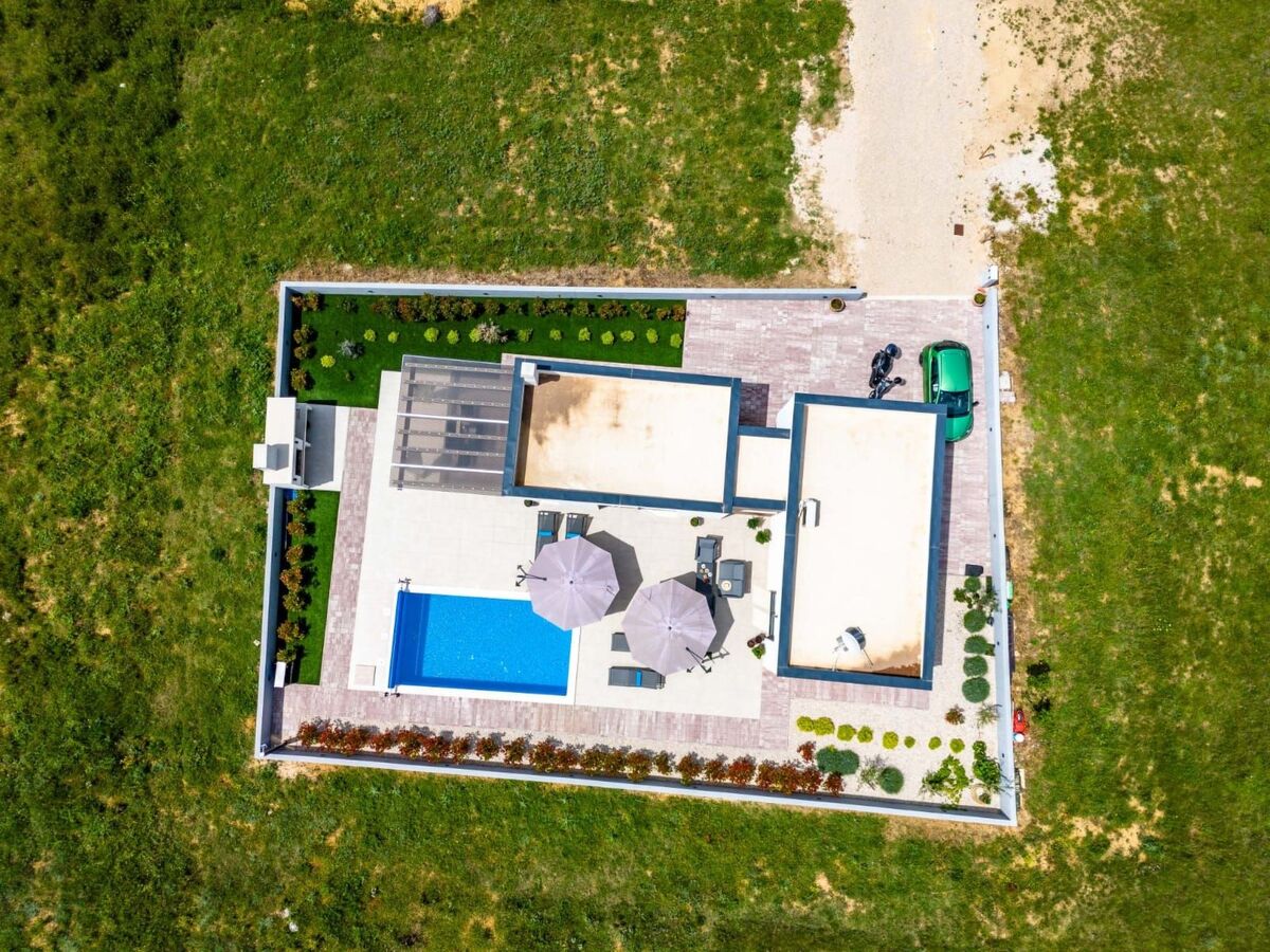 Villa Privlaka avec piscine chauffée privée - Photo 9