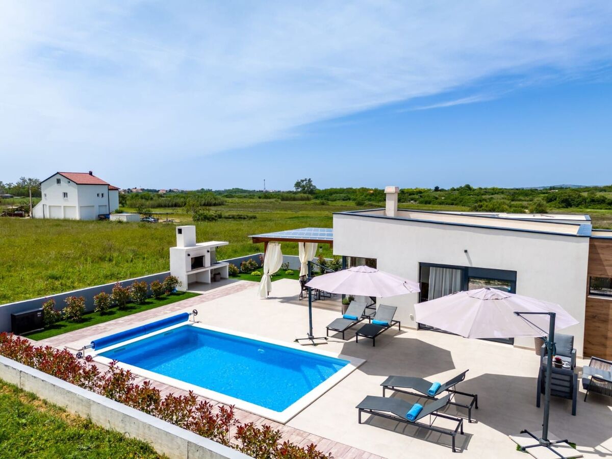 Villa Privlaka avec piscine chauffée privée - Photo 10