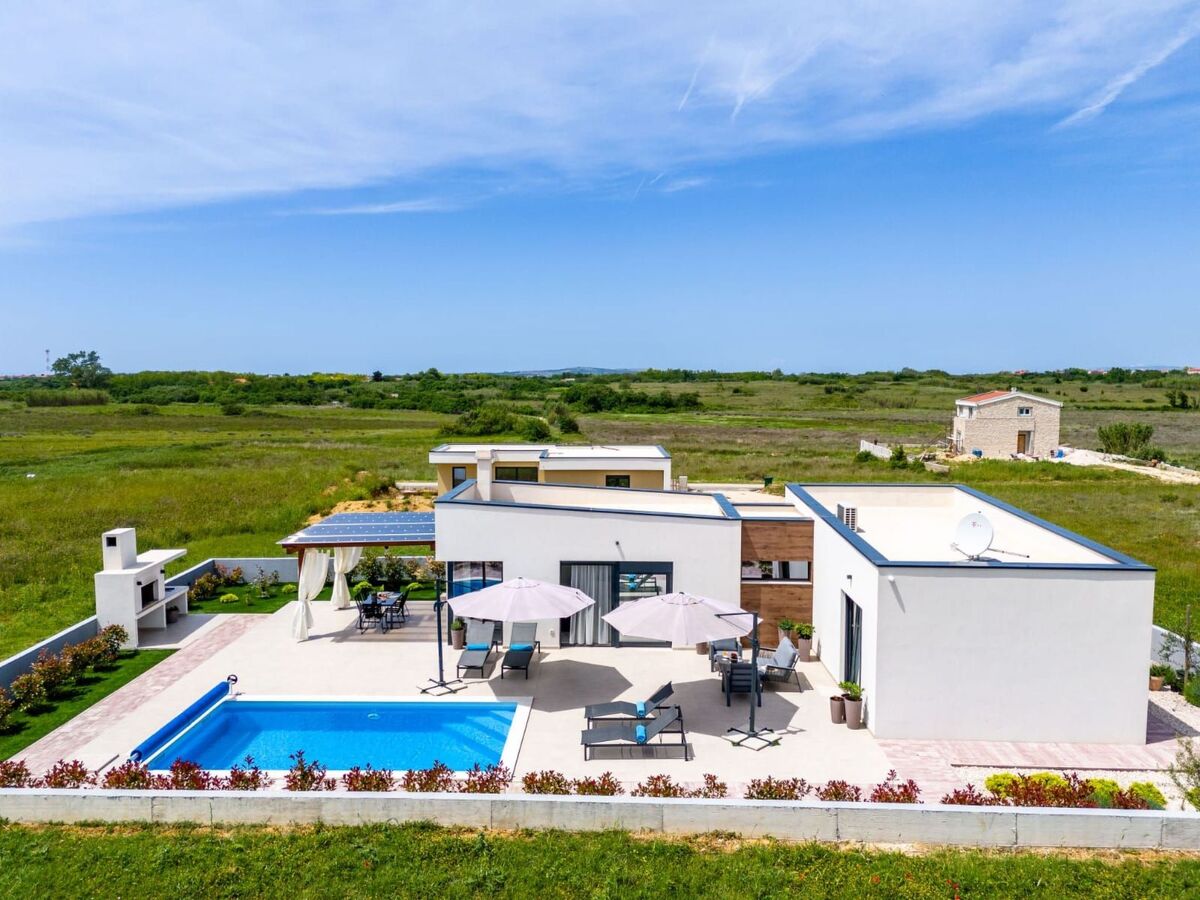 Villa Privlaka avec piscine chauffée privée - Photo 11