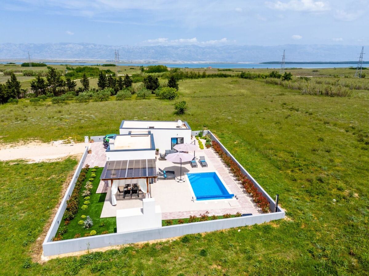 Villa Privlaka avec piscine chauffée privée - Photo 14