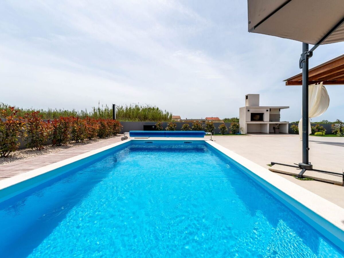 Villa Privlaka avec piscine chauffée privée - Photo 28