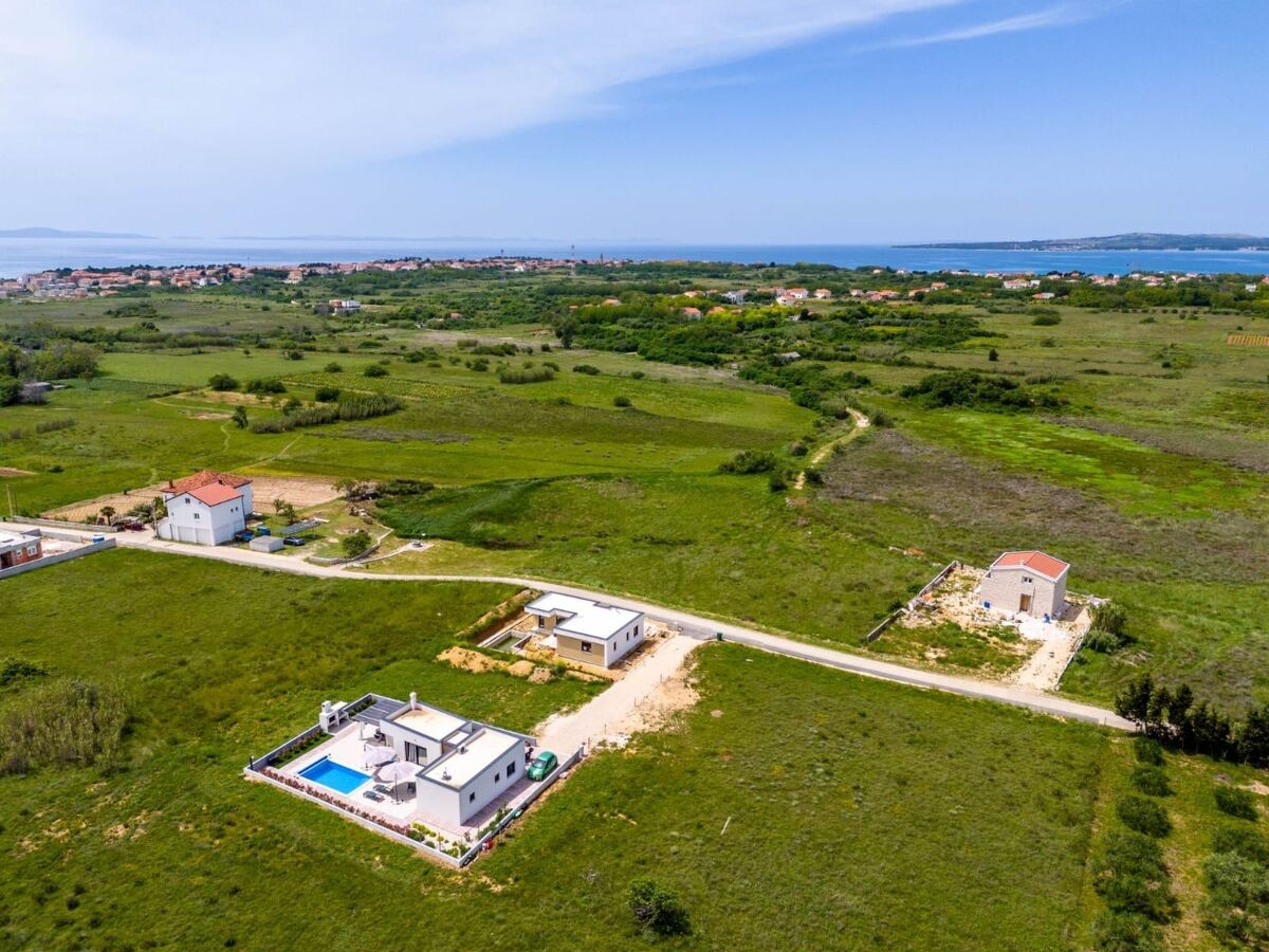Villa Privlaka avec piscine chauffée privée - Photo 42