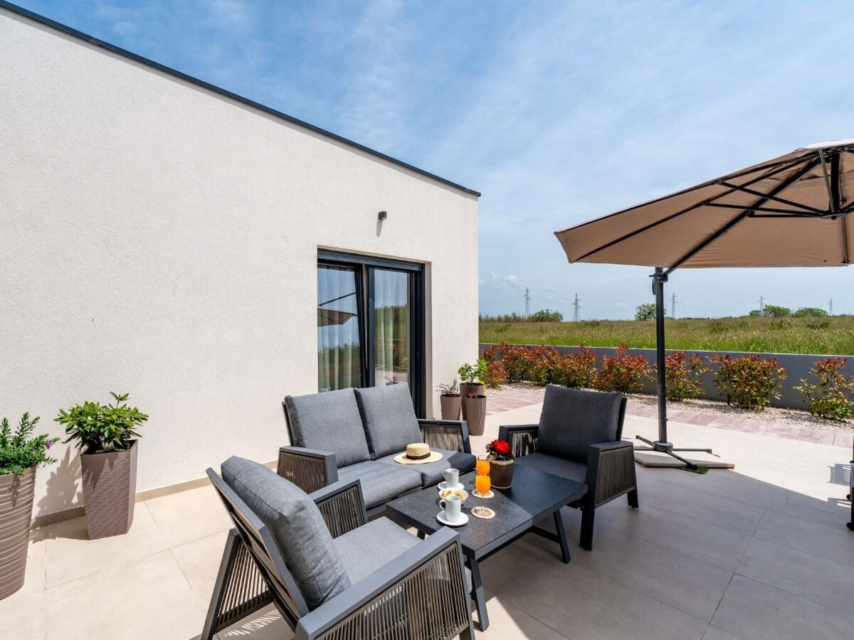 Villa Privlaka avec piscine chauffée privée - Photo 51