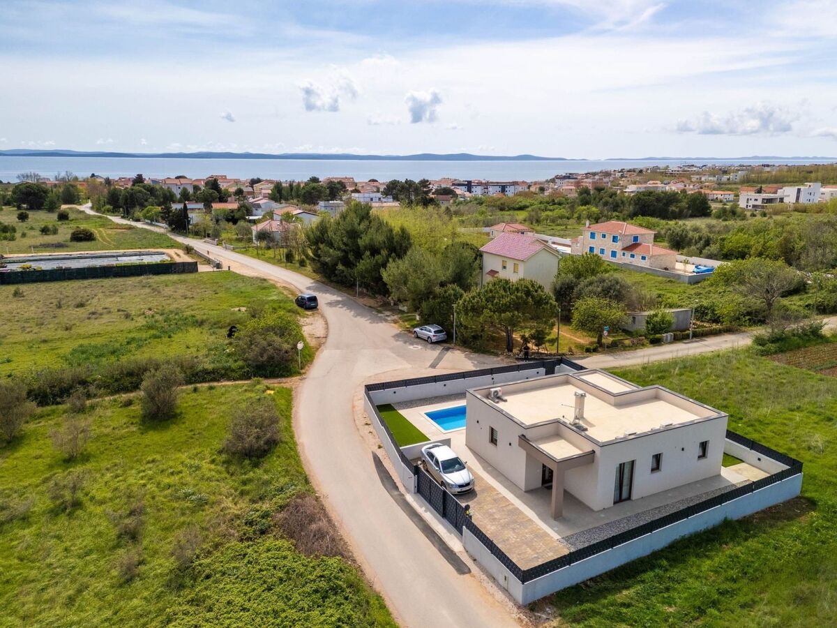 Maison Nina avec piscine privée à Privlaka - Photo 11