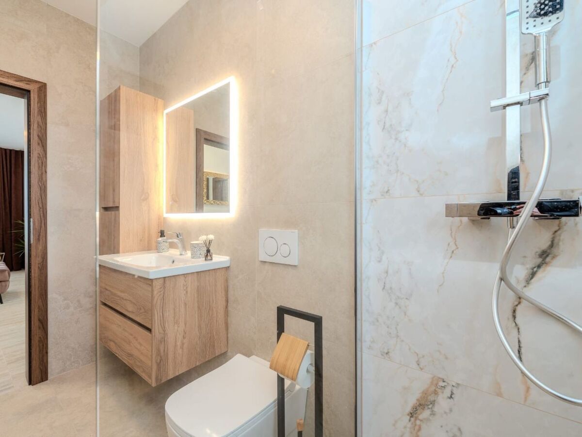 Maison Nina avec piscine privée à Privlaka - Photo 28