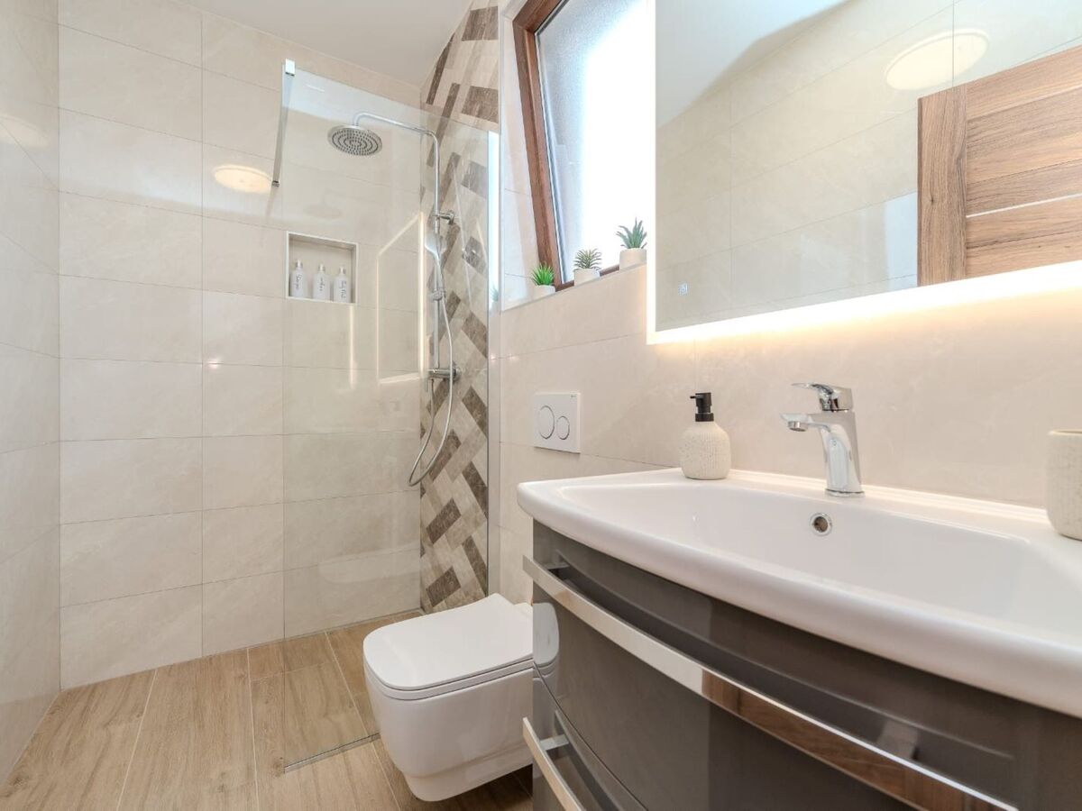 Maison Nina avec piscine privée à Privlaka - Photo 35