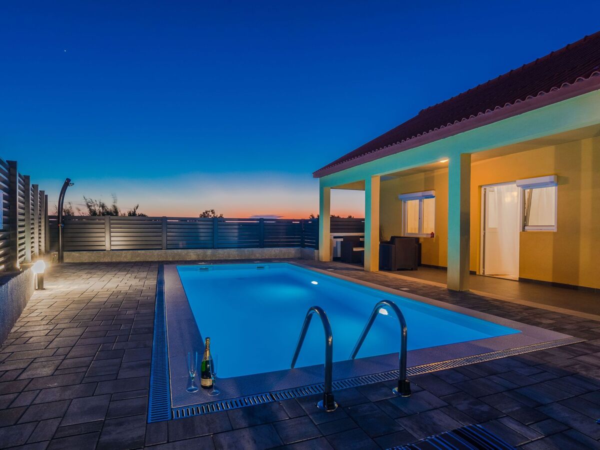 Maison Haus Marijan avec piscine privée à Privlaka - Photo 20