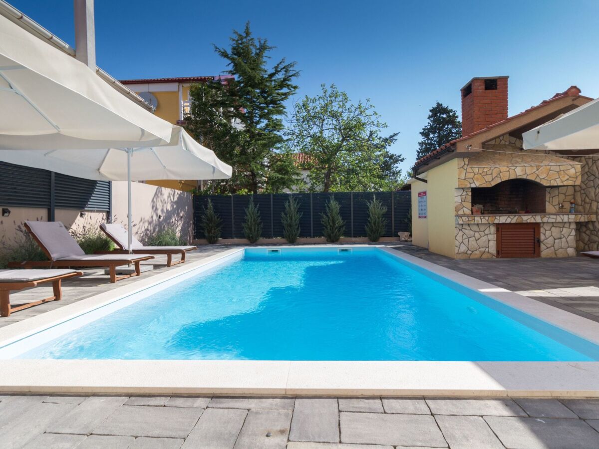 Villa Malina à Privlaka : maison 10 pers. avec piscine privée - Photo 6