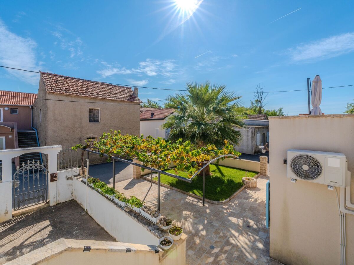 Heritage Stone House – Maison 3 chambres à Privlaka - Photo 18