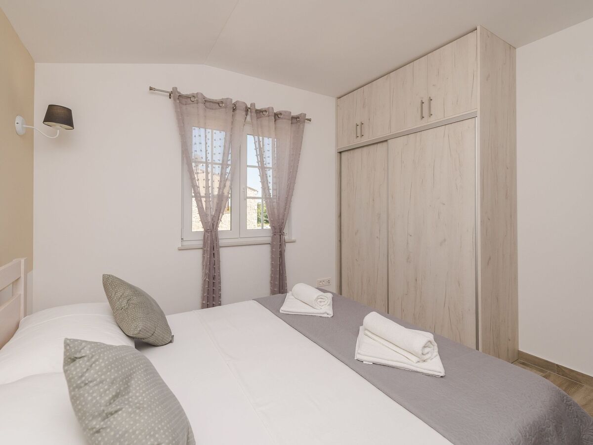 Villa avec piscine chauffée à Privlaka - Photo 18