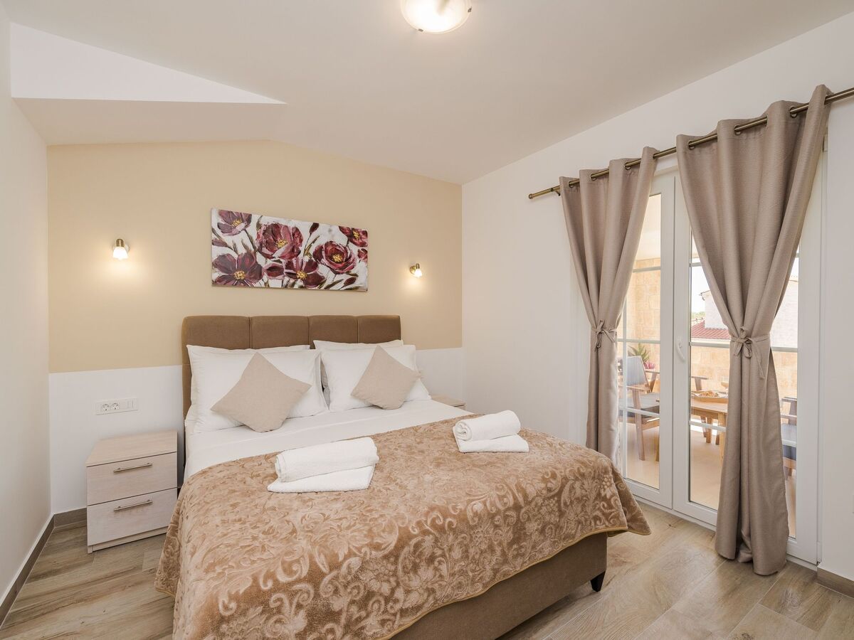 Villa avec piscine chauffée à Privlaka - Photo 19