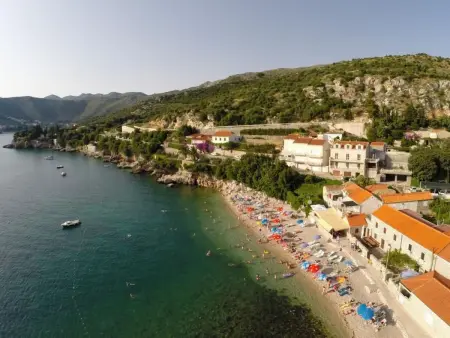 Maison 100m² à 5m de la plage, Zaton
