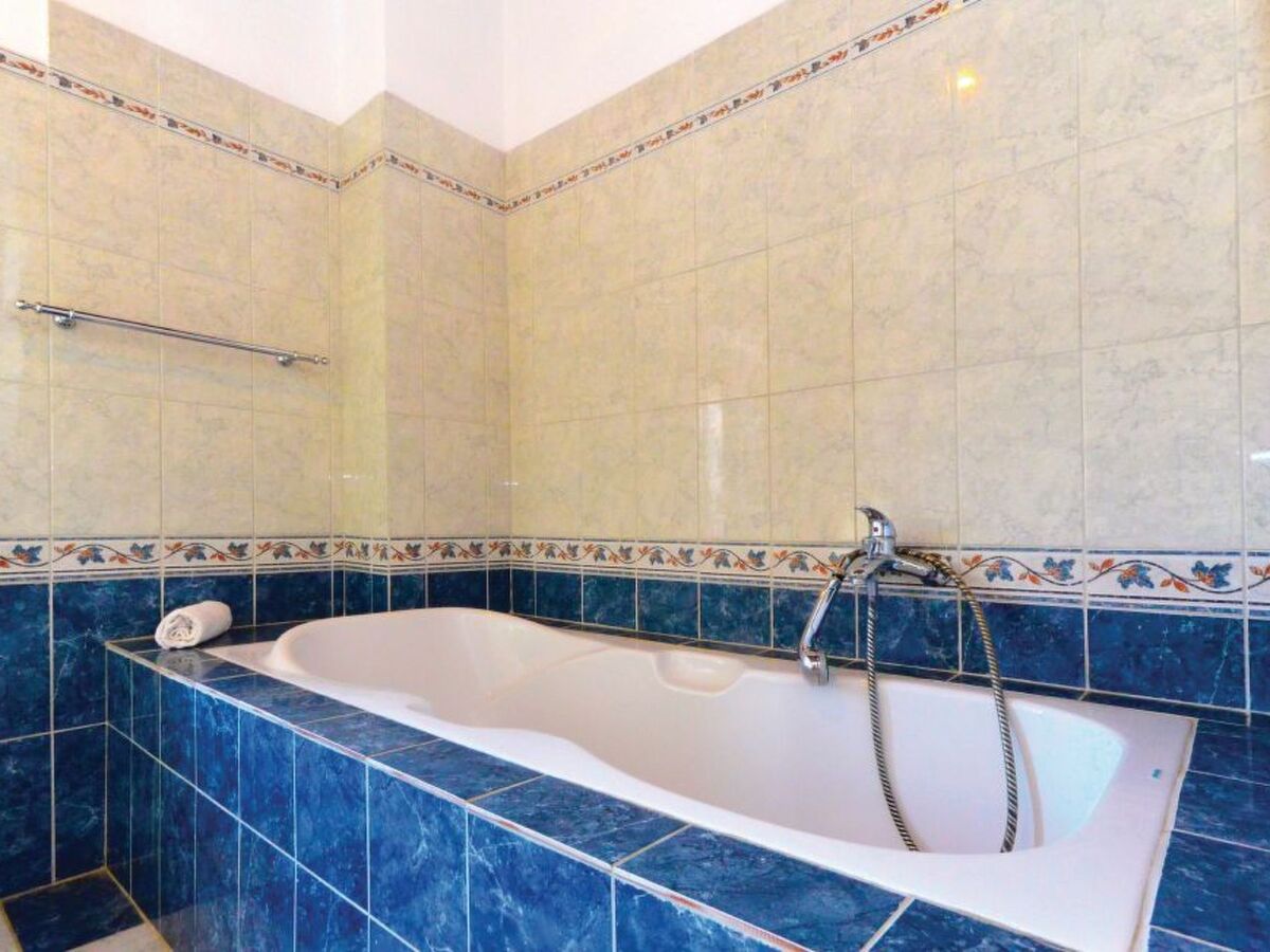 Maison 5 chambres avec piscine privée à Pasman - Photo 20