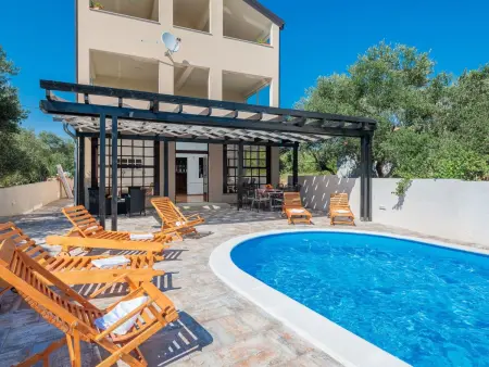Villa Marin - 16 personnes, piscine et plage à 100 m