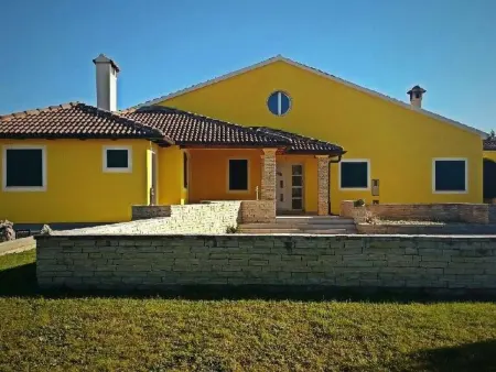 Villa 10 pers. avec piscine 50m² à Gornji Poličnik : photo 4