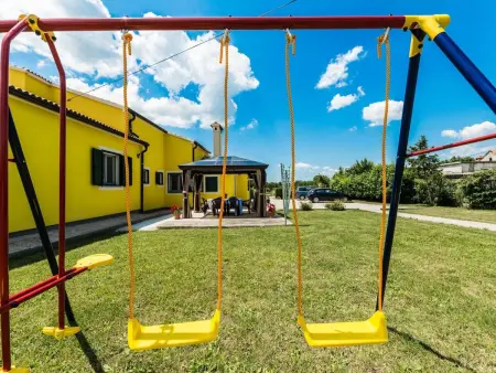 Villa 10 pers. avec piscine 50m² à Gornji Poličnik : photo 7