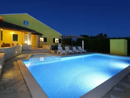 Villa 10 pers. avec piscine 50m² à Gornji Poličnik : photo 47