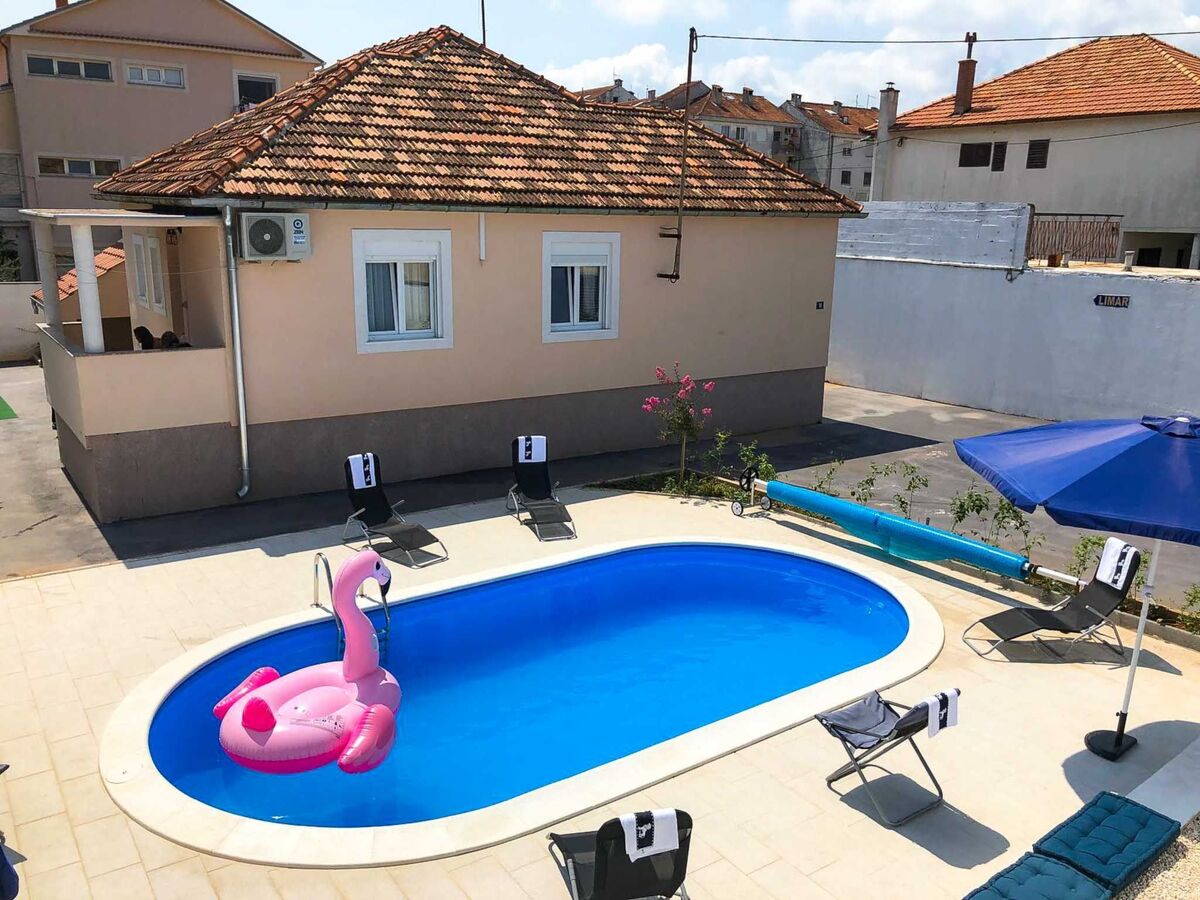 Villa Franov à Zadar – Maison 7 pers, piscine privée - Photo 1
