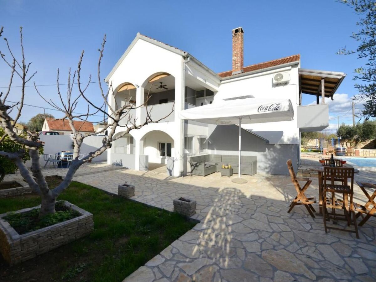 Villa Ariana à Zadar : maison avec piscine privée - Photo 12