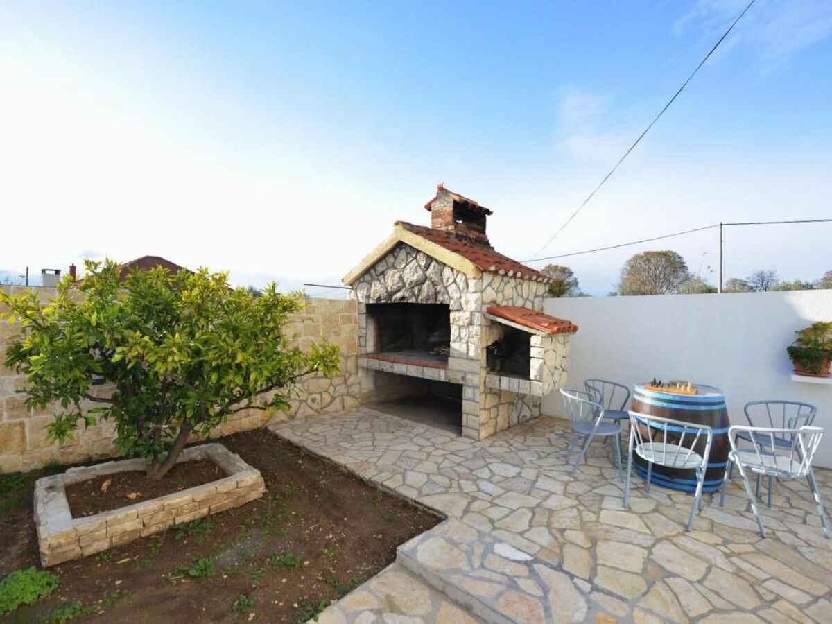 Villa Ariana à Zadar : maison avec piscine privée - Photo 13