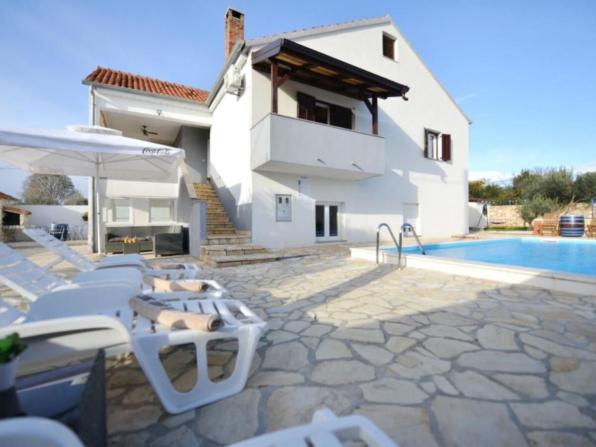 Villa Ariana à Zadar : maison avec piscine privée - Photo 44