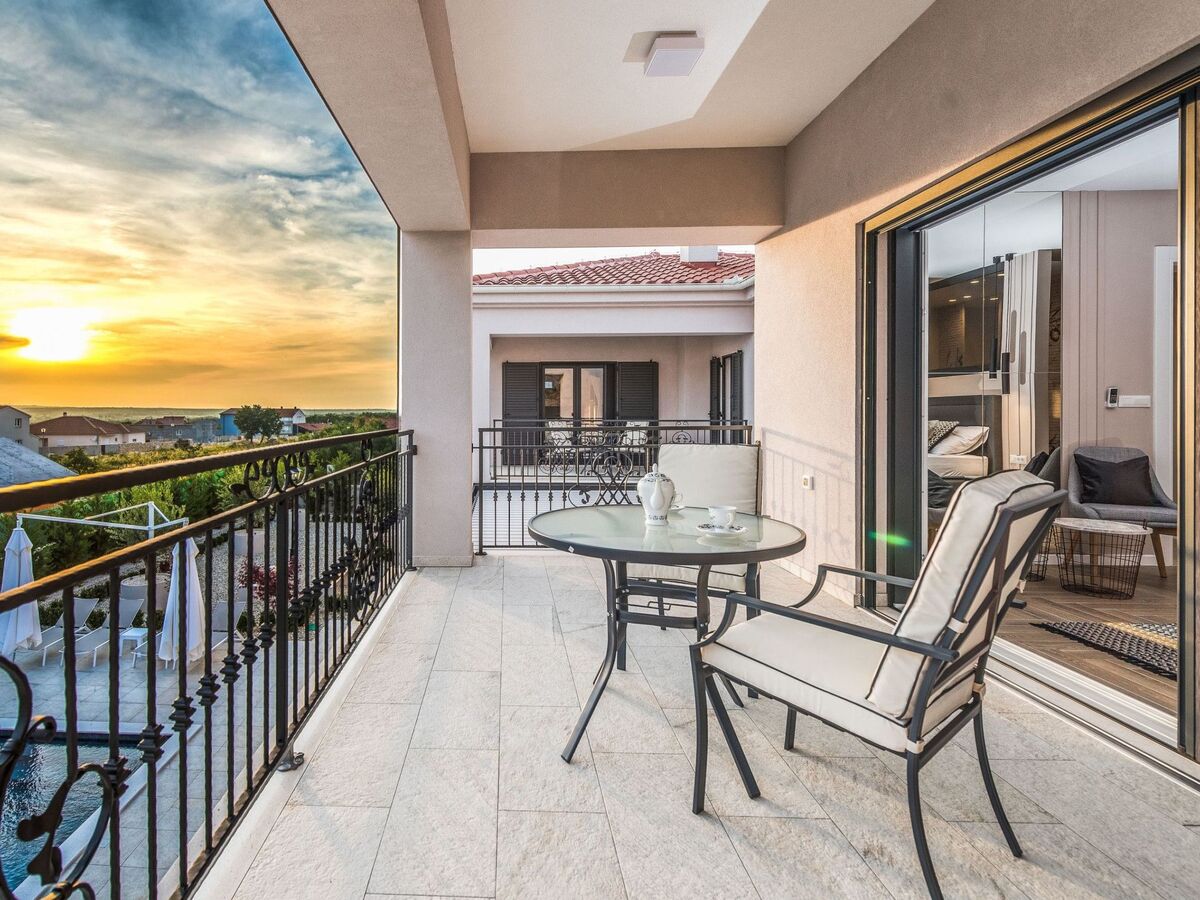 Villa Adora, 5 chambres avec piscine chauffée près de Zadar - Photo 19