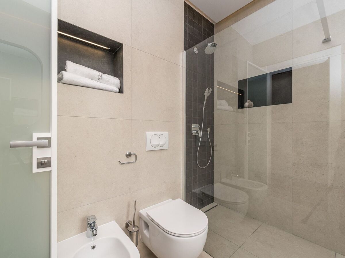 Villa Adora, 5 chambres avec piscine chauffée près de Zadar - Photo 34