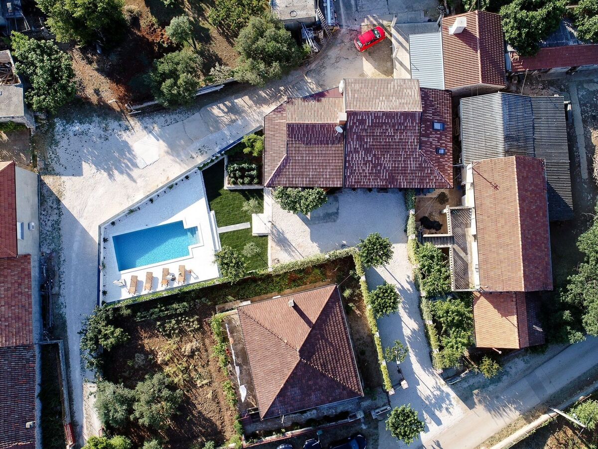 Rustica Casa Augustinus – Maison avec piscine à Debeljak - Photo 1