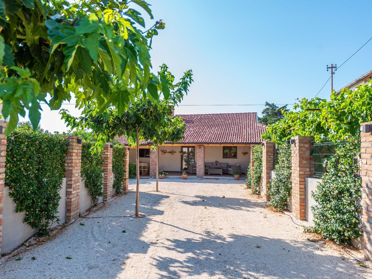 Rustica Casa Augustinus – Maison avec piscine à Debeljak - Photo 3