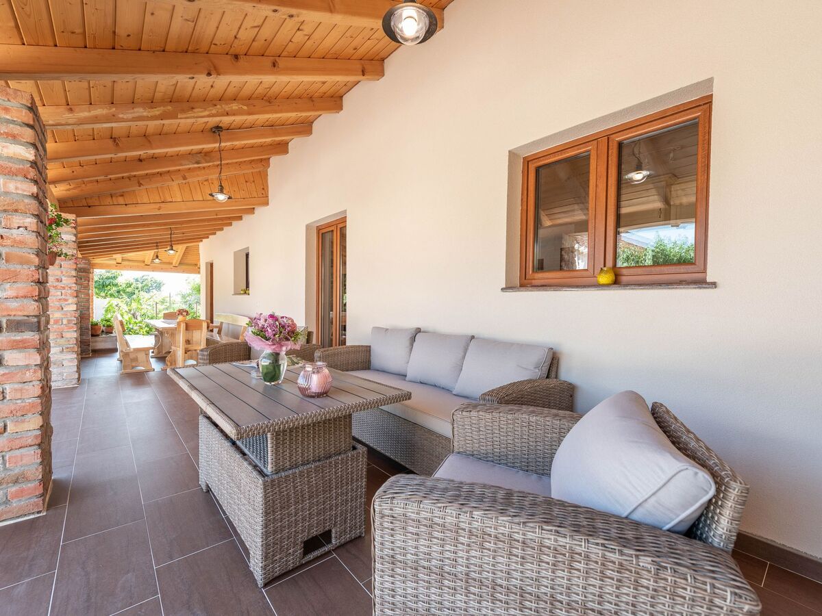 Rustica Casa Augustinus – Maison avec piscine à Debeljak - Photo 17