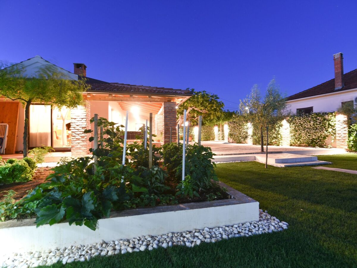Rustica Casa Augustinus – Maison avec piscine à Debeljak - Photo 38