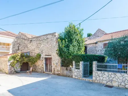 Maison Romanca à 50m de la mer, jardin privé