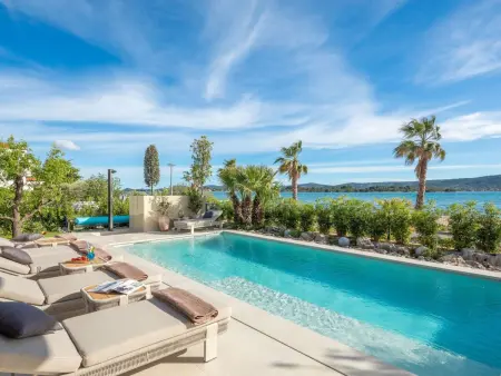 Villa Piano – Maison 8 pers. à 10 m de la plage