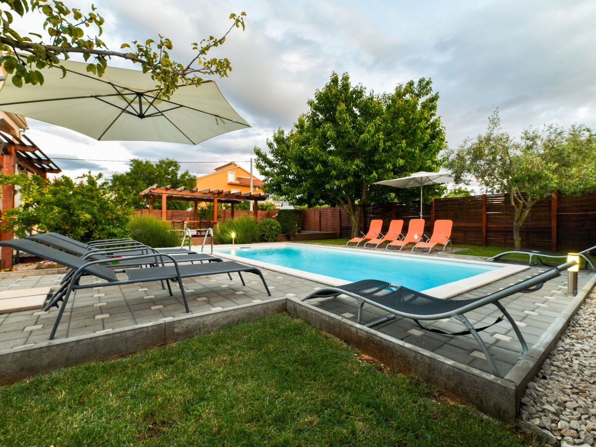 Villa 6 chambres avec piscine privée à Donje Rastane - Photo 3