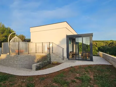 Mimos Robinsonhaus – Maison Pašman face aux Kornati
