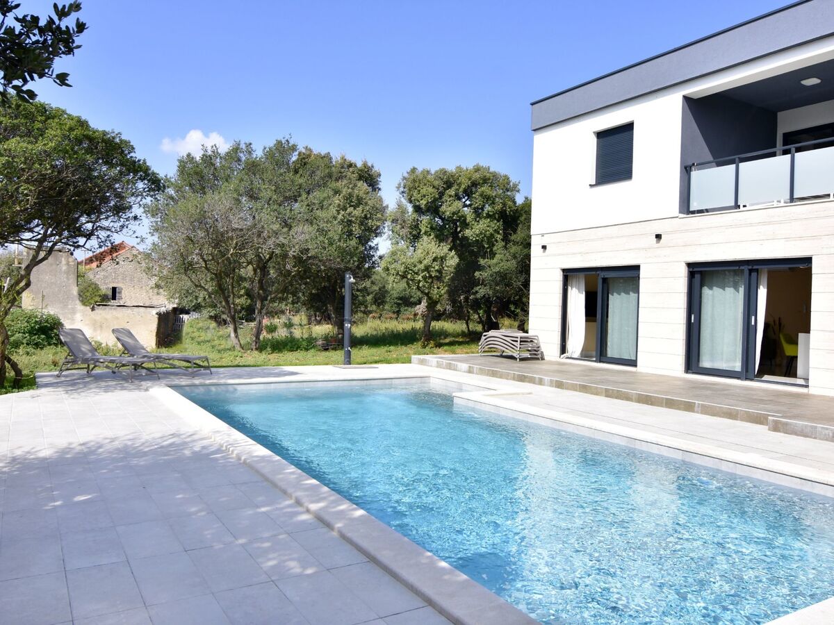 Villa Vrana – Maison 7 personnes avec piscine privée - Photo 1