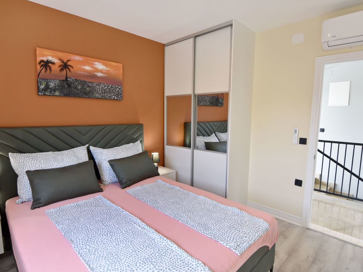 Villa Vrana – Maison 7 personnes avec piscine privée - Photo 11