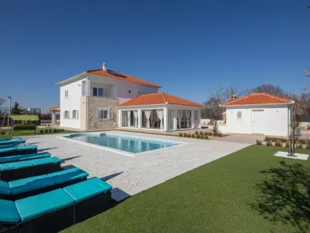 Villa Darina, maison 11 personnes à Pirovac