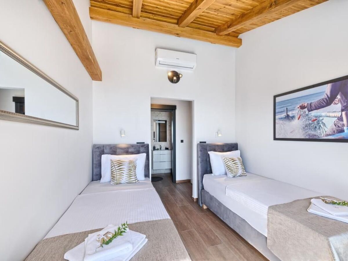Villa Filip sur Murter : maison 8 pers. avec piscine - Photo 17