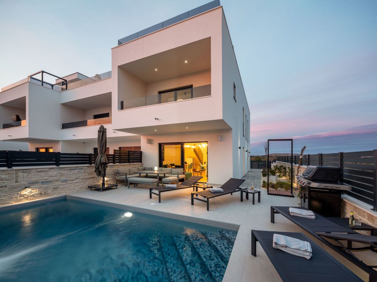Villa Vodice Sky, 4 chambres avec piscine et vue mer - Photo 1